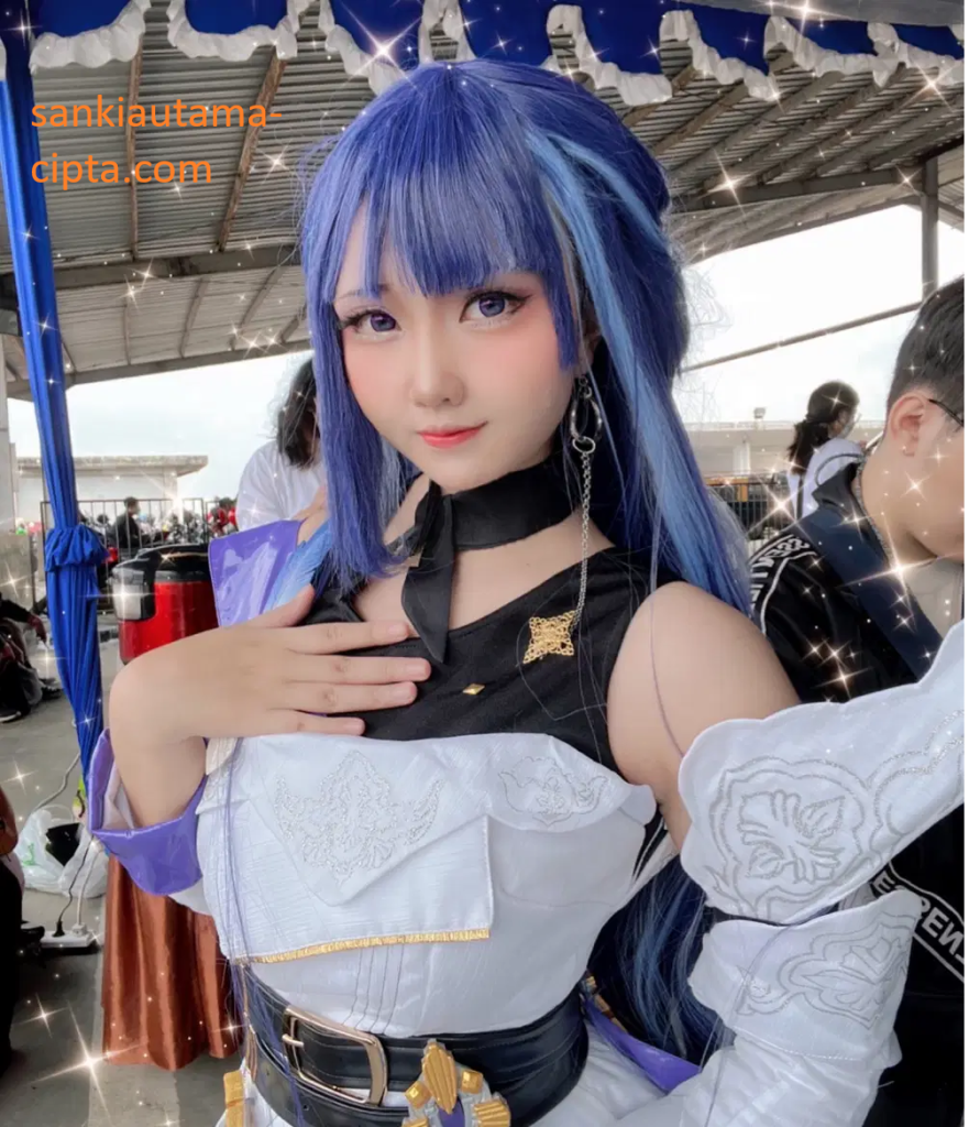 Mengenal Sosok Cosplayer Azulacan